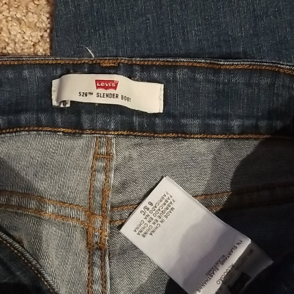 Jeans - Picture 3 of 3
